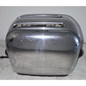 Vintage  Toastmaster Automatic 2 Slice Pop Up Toaster Chrome Bakelite 1B12